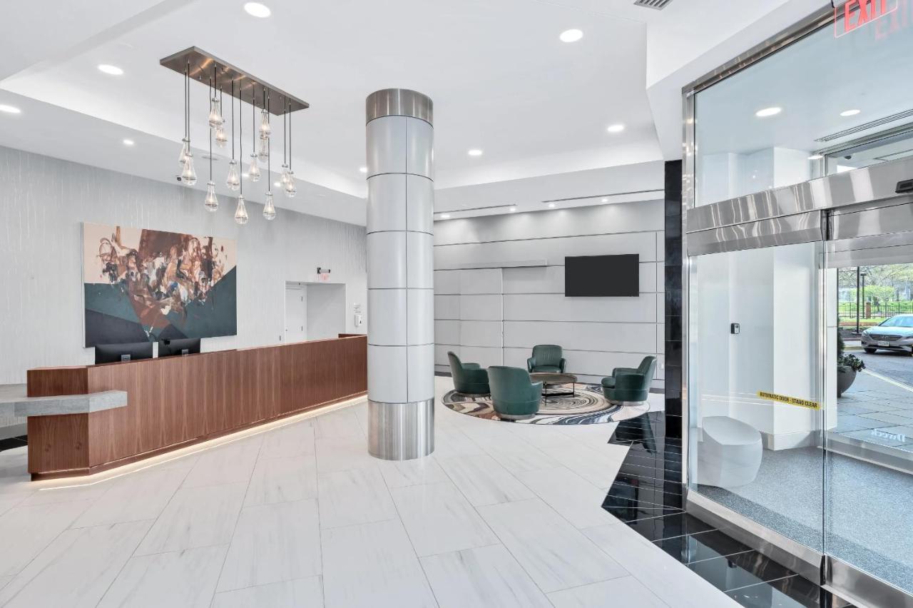 Stylish And Charming Apartment In Pentagon City Arlington Bagian luar foto