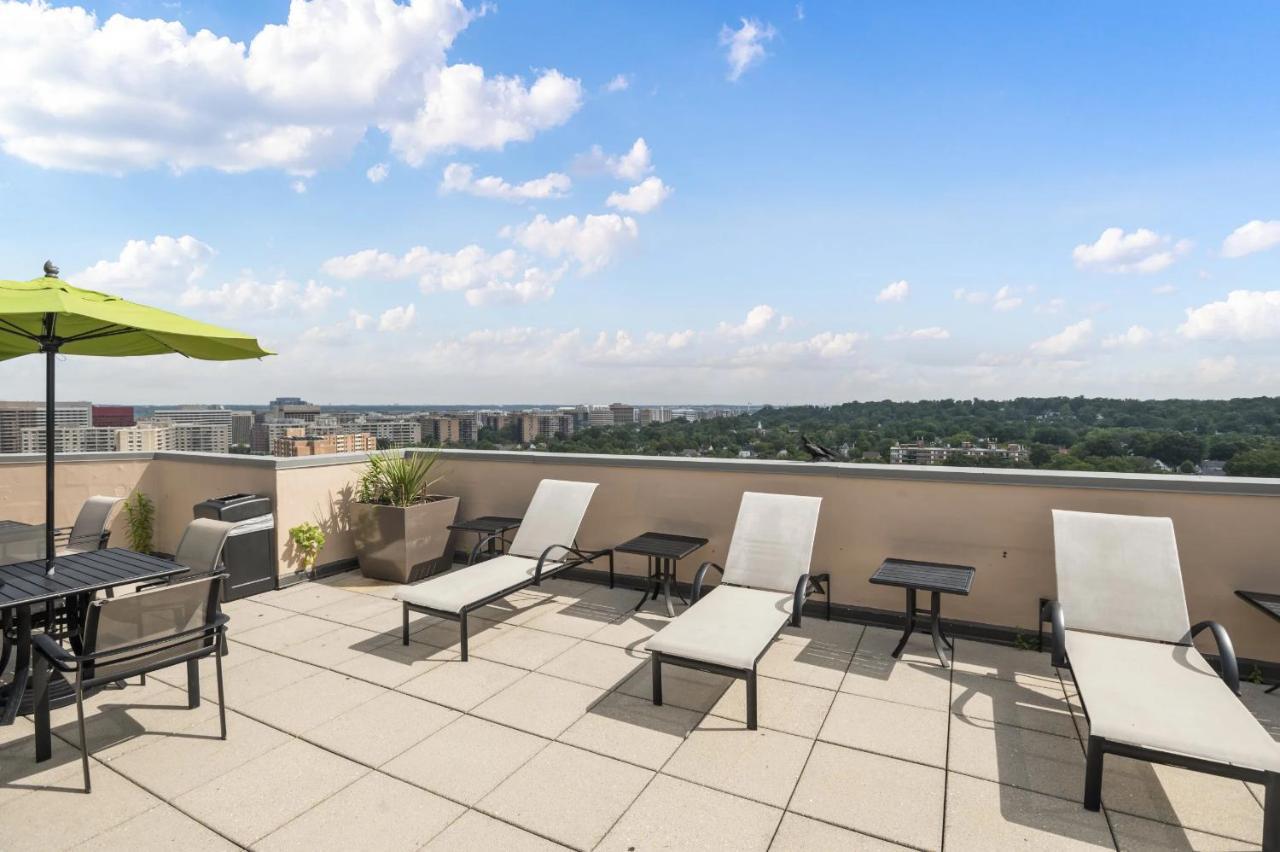 Stylish And Charming Apartment In Pentagon City Arlington Bagian luar foto
